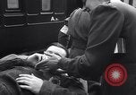 Image des prisonniers de guerre Royaume-Uni, 1943, de la seconde 35 séquences d'archives historiques vidéo 65675024680