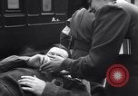 Image des prisonniers de guerre Royaume-Uni, 1943, de la seconde 36 séquences d'archives historiques vidéo 65675024680