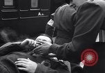 Image des prisonniers de guerre Royaume-Uni, 1943, de la seconde 37 séquences d'archives historiques vidéo 65675024680