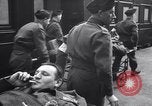 Image des prisonniers de guerre Royaume-Uni, 1943, de la seconde 40 séquences d'archives historiques vidéo 65675024680