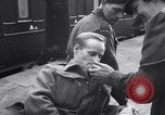 Image des prisonniers de guerre Royaume-Uni, 1943, de la seconde 44 séquences d'archives historiques vidéo 65675024680