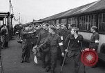 Image des prisonniers de guerre Royaume-Uni, 1943, de la seconde 6 séquences d'archives historiques vidéo 65675024681