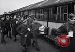 Image des prisonniers de guerre Royaume-Uni, 1943, de la seconde 22 séquences d'archives historiques vidéo 65675024681