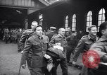 Image des prisonniers de guerre Royaume-Uni, 1943, de la seconde 57 séquences d'archives historiques vidéo 65675024681