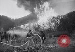 Immagine di Topanga Canyon fire Topanga California USA, 1943, secondo 43 filmato di repertorio 65675024682