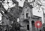 Image Catholic grâce indiquant le jour Capua Italie, 1943, de la seconde 13 séquences d'archives historiques vidéo 65675024683