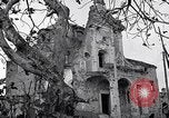 Image Catholic grâce indiquant le jour Capua Italie, 1943, de la seconde 14 séquences d'archives historiques vidéo 65675024683
