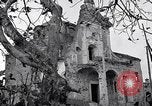 Image Catholic grâce indiquant le jour Capua Italie, 1943, de la seconde 15 séquences d'archives historiques vidéo 65675024683