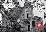 Image Catholic grâce indiquant le jour Capua Italie, 1943, de la seconde 16 séquences d'archives historiques vidéo 65675024683