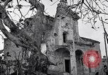 Image Catholic grâce indiquant le jour Capua Italie, 1943, de la seconde 22 séquences d'archives historiques vidéo 65675024683