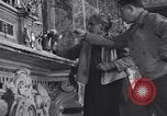 Image Catholic grâce indiquant le jour Capua Italie, 1943, de la seconde 35 séquences d'archives historiques vidéo 65675024683