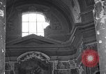 Image Catholic grâce indiquant le jour Capua Italie, 1943, de la seconde 45 séquences d'archives historiques vidéo 65675024683