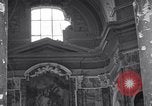 Image Catholic grâce indiquant le jour Capua Italie, 1943, de la seconde 46 séquences d'archives historiques vidéo 65675024683
