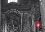 Image Catholic grâce indiquant le jour Capua Italie, 1943, de la seconde 49 séquences d'archives historiques vidéo 65675024683