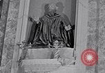 Image Catholic grâce indiquant le jour Capua Italie, 1943, de la seconde 58 séquences d'archives historiques vidéo 65675024683