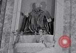 Image Catholic grâce indiquant le jour Capua Italie, 1943, de la seconde 60 séquences d'archives historiques vidéo 65675024683