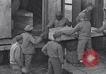 Image thanksgiving dindes Capua Italie, 1943, de la seconde 27 séquences d'archives historiques vidéo 65675024684