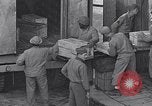 Image thanksgiving dindes Capua Italie, 1943, de la seconde 29 séquences d'archives historiques vidéo 65675024684