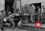 Image thanksgiving dindes Capua Italie, 1943, de la seconde 38 séquences d'archives historiques vidéo 65675024684