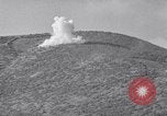 Image position pistolet Mignano Italie, 1943, de la seconde 13 séquences d'archives historiques vidéo 65675024686