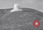 Image position pistolet Mignano Italie, 1943, de la seconde 14 séquences d'archives historiques vidéo 65675024686