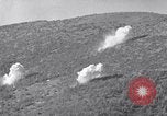 Image position pistolet Mignano Italie, 1943, de la seconde 39 séquences d'archives historiques vidéo 65675024686