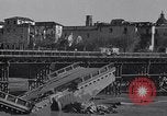 Image bombe pont naufragé Capua Italie, 1943, de la seconde 4 séquences d'archives historiques vidéo 65675024687