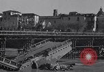 Image bombe pont naufragé Capua Italie, 1943, de la seconde 9 séquences d'archives historiques vidéo 65675024687