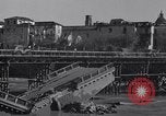 Image bombe pont naufragé Capua Italie, 1943, de la seconde 12 séquences d'archives historiques vidéo 65675024687