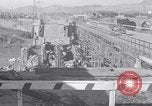 Image bombe pont naufragé Capua Italie, 1943, de la seconde 16 séquences d'archives historiques vidéo 65675024687