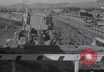 Image bombe pont naufragé Capua Italie, 1943, de la seconde 18 séquences d'archives historiques vidéo 65675024687