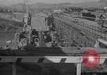 Image bombe pont naufragé Capua Italie, 1943, de la seconde 20 séquences d'archives historiques vidéo 65675024687