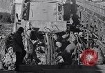 Image bombe pont naufragé Capua Italie, 1943, de la seconde 41 séquences d'archives historiques vidéo 65675024687