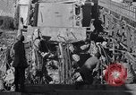 Image bombe pont naufragé Capua Italie, 1943, de la seconde 54 séquences d'archives historiques vidéo 65675024687