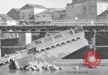 Image pont détruit Capua Italie, 1943, de la seconde 33 séquences d'archives historiques vidéo 65675024688