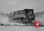 Image tracteur moyen Aberdeen Proving Ground Maryland USA, 1943, de la seconde 22 séquences d'archives historiques vidéo 65675024692