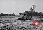 Image tracteur moyen Aberdeen Proving Ground Maryland USA, 1943, de la seconde 31 séquences d'archives historiques vidéo 65675024692