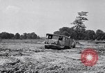 Image tracteur moyen Aberdeen Proving Ground Maryland USA, 1943, de la seconde 37 séquences d'archives historiques vidéo 65675024692