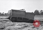 Image tracteur moyen Aberdeen Proving Ground Maryland USA, 1943, de la seconde 53 séquences d'archives historiques vidéo 65675024692