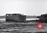 Image tracteur moyen Aberdeen Proving Ground Maryland USA, 1943, de la seconde 58 séquences d'archives historiques vidéo 65675024692
