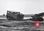 Image tracteur moyen Aberdeen Proving Ground Maryland USA, 1943, de la seconde 59 séquences d'archives historiques vidéo 65675024692