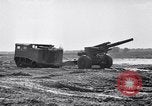 Image tracteur moyen Aberdeen Proving Ground Maryland USA, 1943, de la seconde 61 séquences d'archives historiques vidéo 65675024692