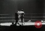 Image Sugar Ray Robinson Paris France, 1950, de la seconde 10 séquences d'archives historiques vidéo 65675024700