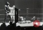 Image Sugar Ray Robinson Paris France, 1950, de la seconde 37 séquences d'archives historiques vidéo 65675024700