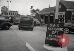 Immagine di Il razionamento di benzina sollevato dopo la seconda guerra mondiale United States USA, 1945, secondo 5 filmato di repertorio 65675024702