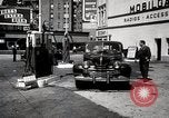 Immagine di Il razionamento di benzina sollevato dopo la seconda guerra mondiale United States USA, 1945, secondo 29 filmato di repertorio 65675024702