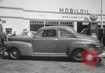 Immagine di Il razionamento di benzina sollevato dopo la seconda guerra mondiale United States USA, 1945, secondo 44 filmato di repertorio 65675024702