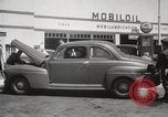 Immagine di Il razionamento di benzina sollevato dopo la seconda guerra mondiale United States USA, 1945, secondo 47 filmato di repertorio 65675024702