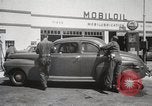 Immagine di Il razionamento di benzina sollevato dopo la seconda guerra mondiale United States USA, 1945, secondo 54 filmato di repertorio 65675024702