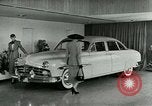 Immagine di Lincoln-Mercury cruscotto di automobile New York City USA, 1949, secondo 15 filmato di repertorio 65675024708
